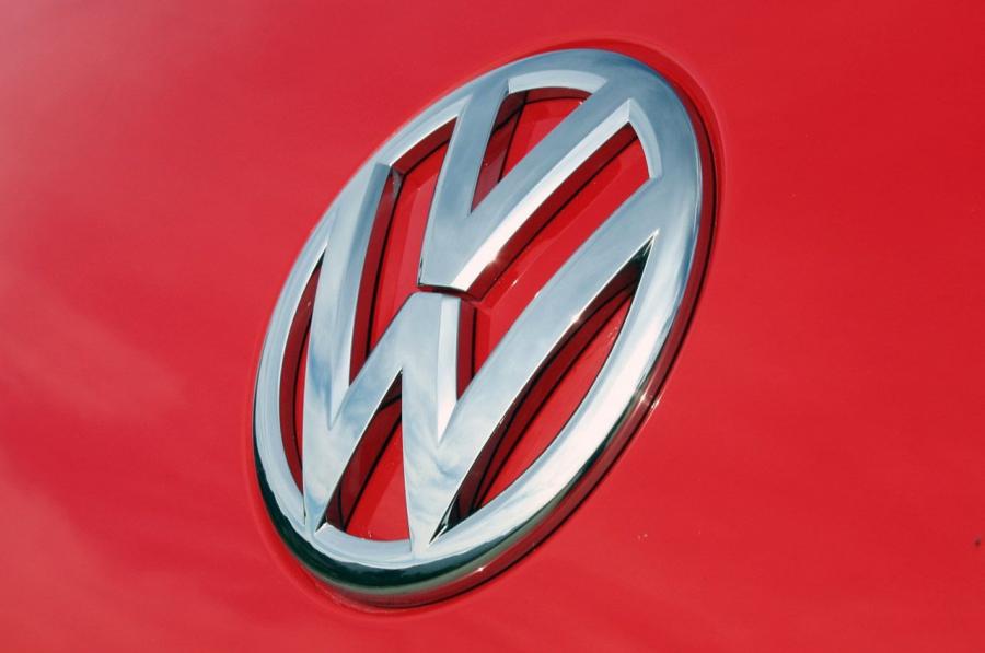  Volkswagen Beetle TDi Cabriolet 2013 года  (фото 39 из 40)